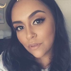 Meet your Posher, Reyna